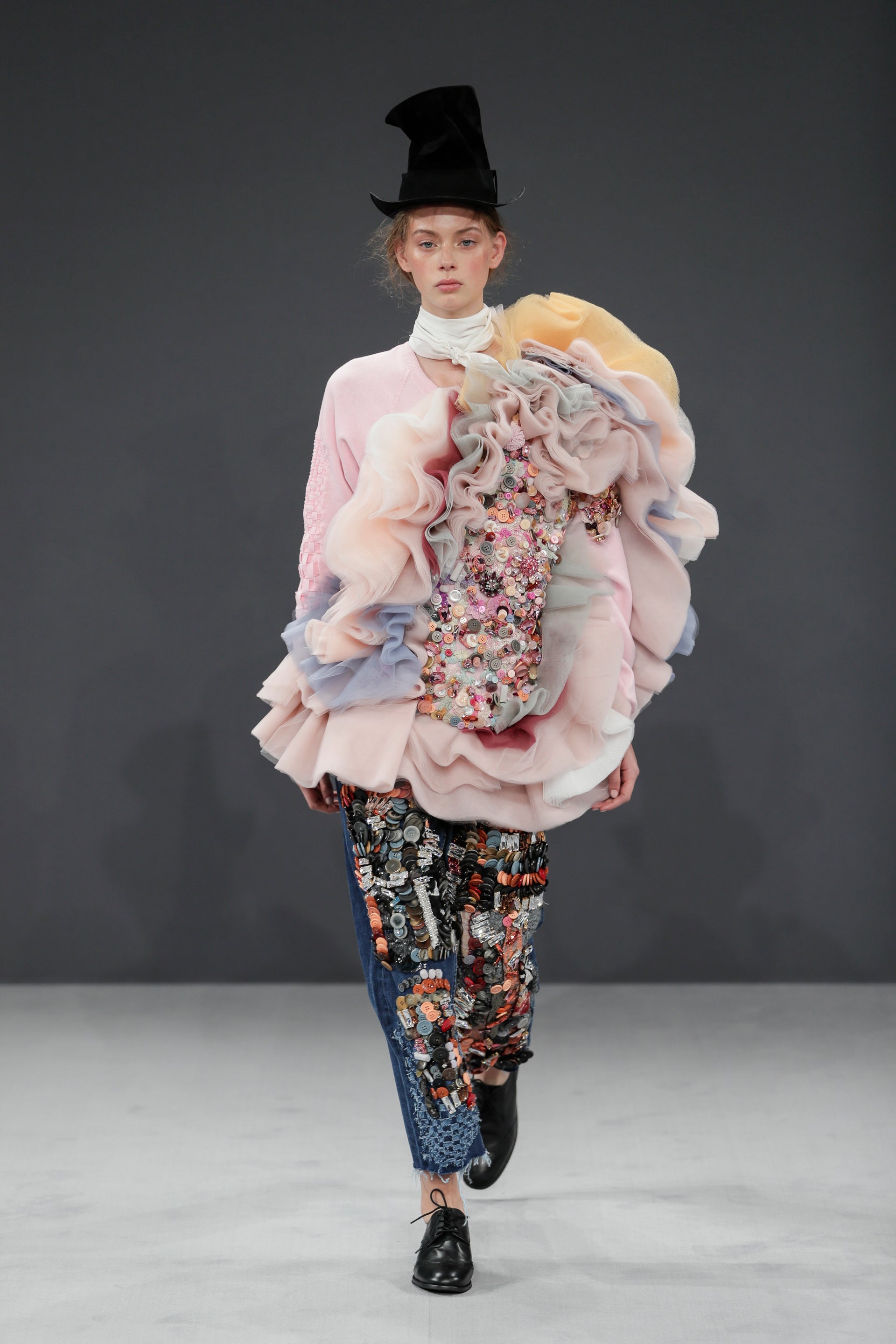 viktor rolf website fashion images