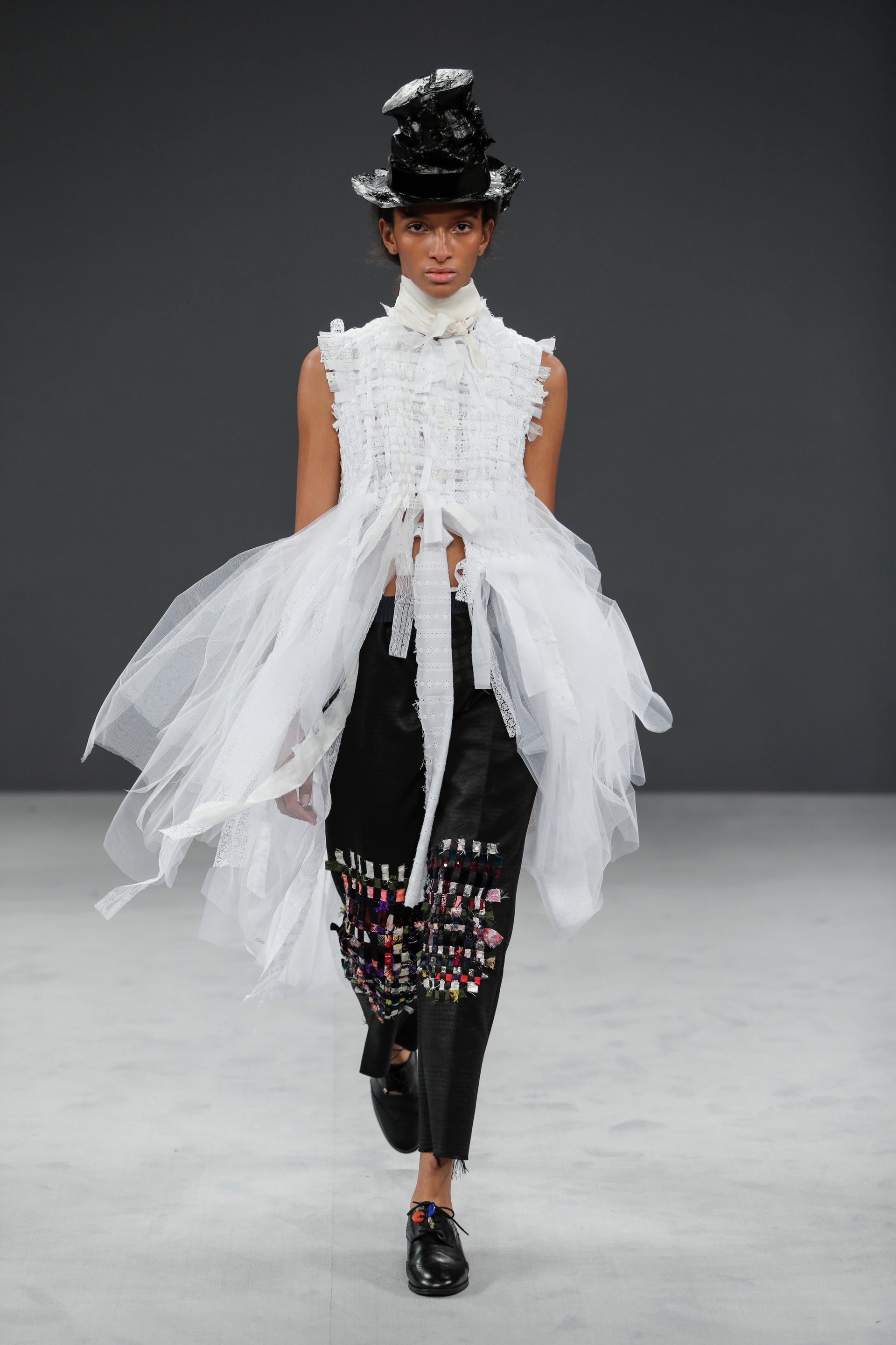 viktor rolf website fashion images