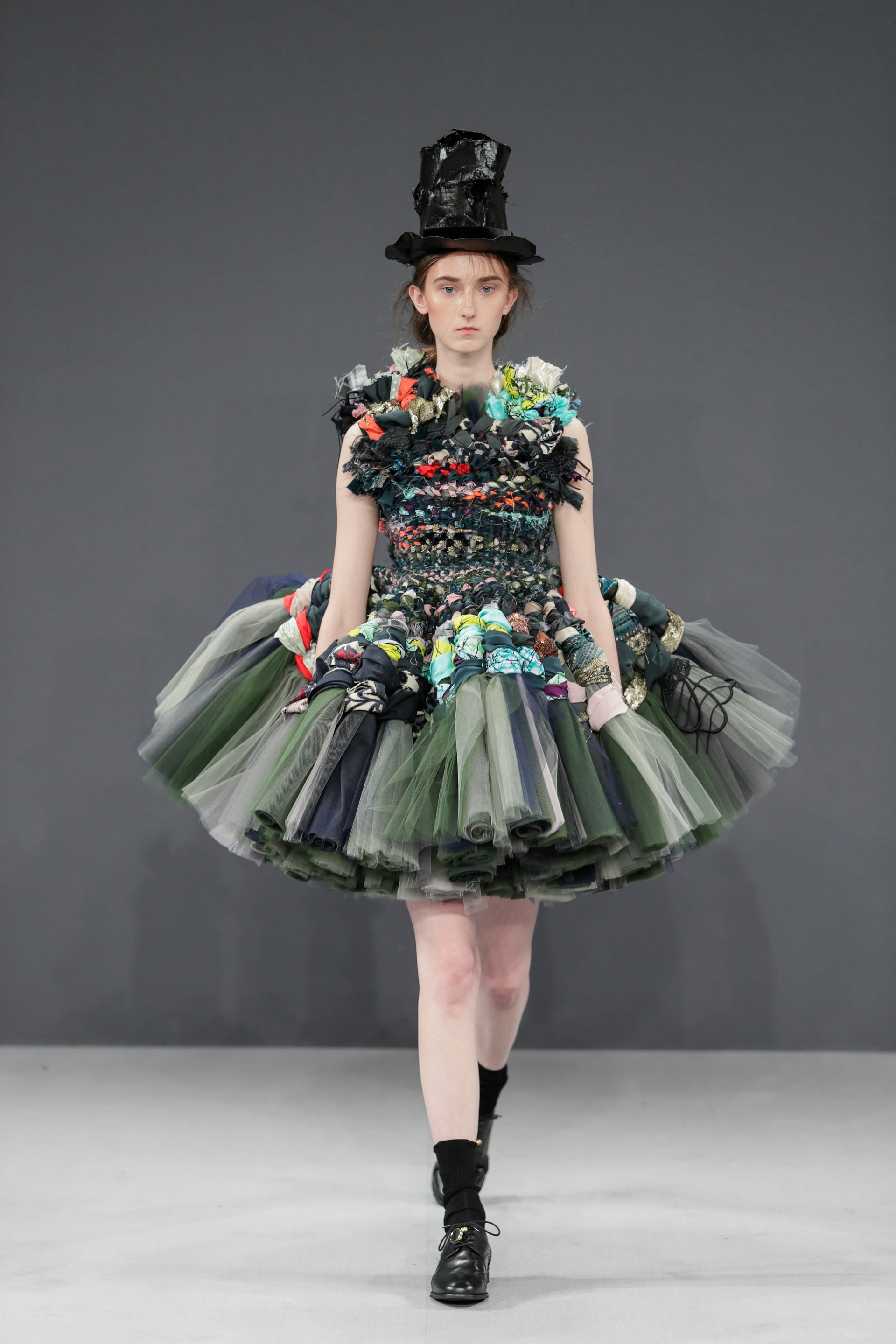 viktor rolf website fashion images