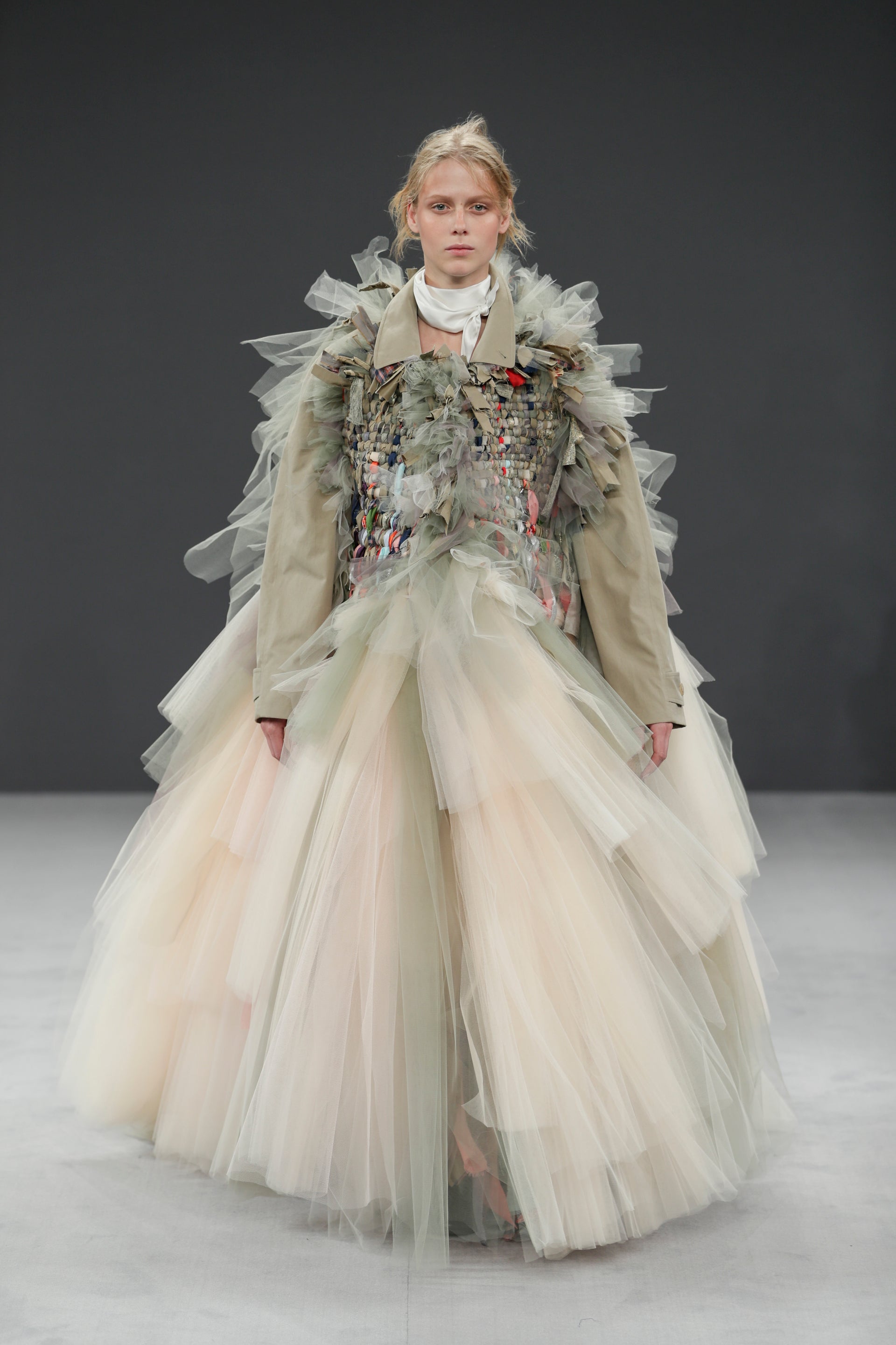 viktor rolf website fashion images