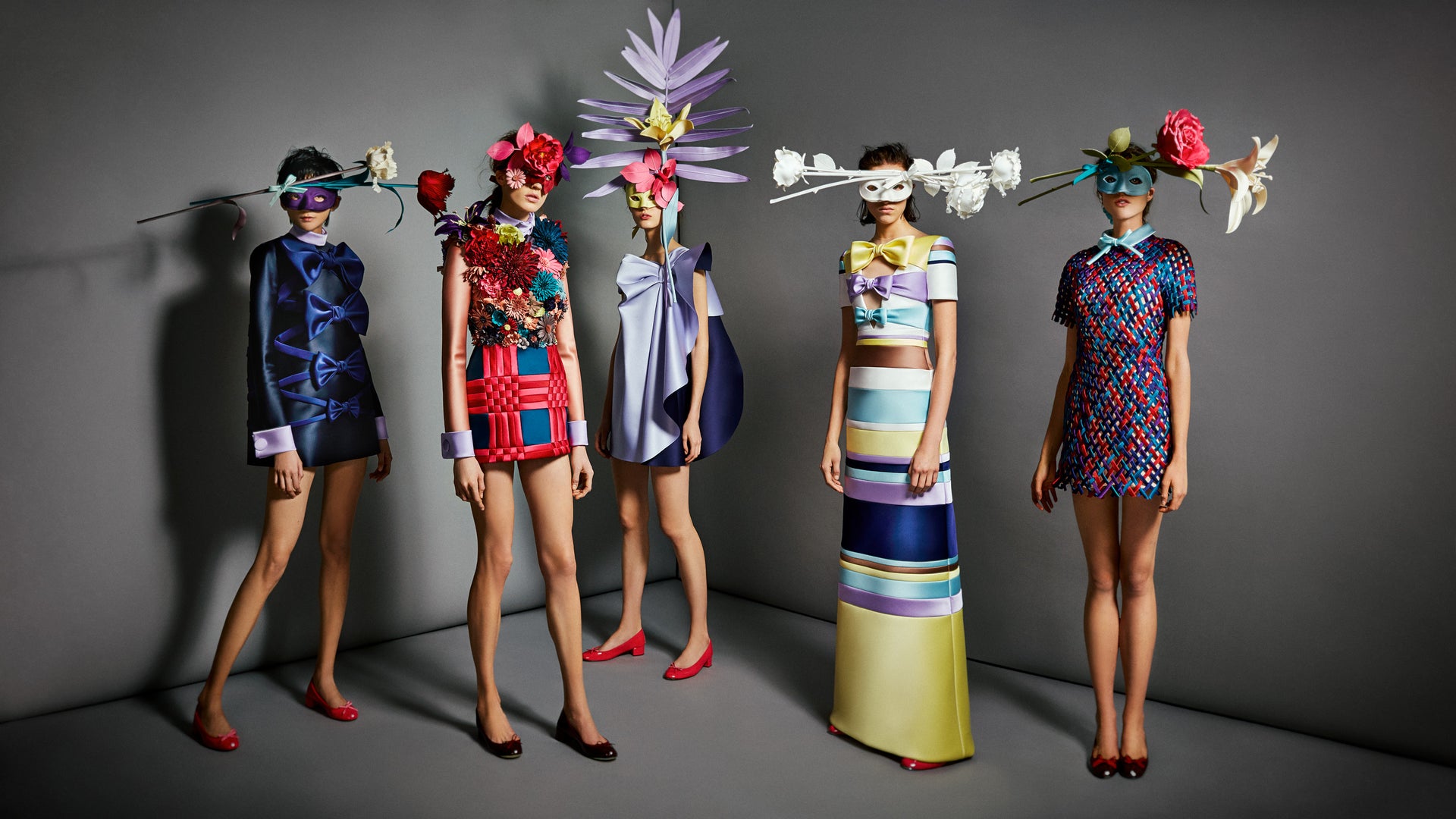 viktor & rolf fashion website image