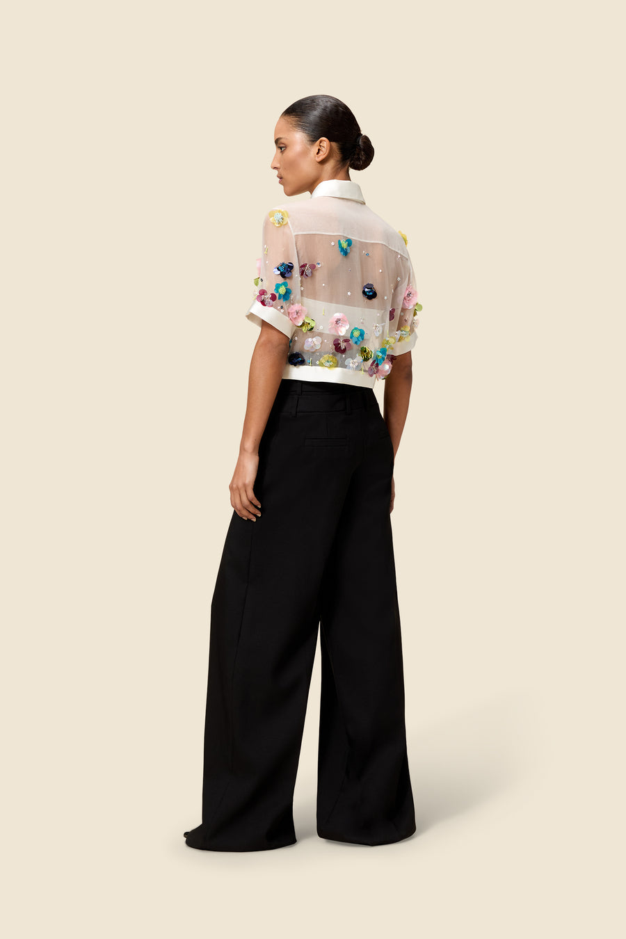 EMBROIDERY SILK CROPPED SHIRT